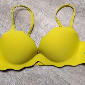 Very sexy Victoria secret bra